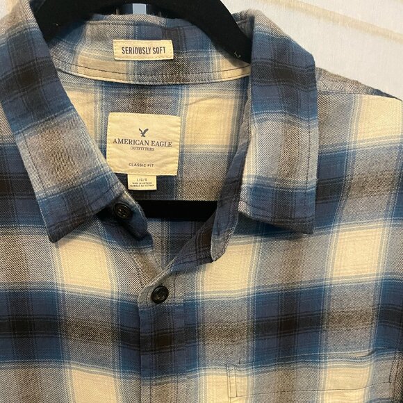 American Eagle Men's Plaid Classic Fit Shirt - Picture 2 of 5